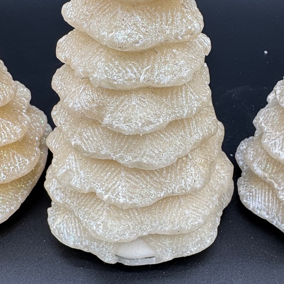 Christmas Candle White Glittery Christmas Pine Tree 5 1/4" Tall Candle Set Of 4 - Picture 4 of 6